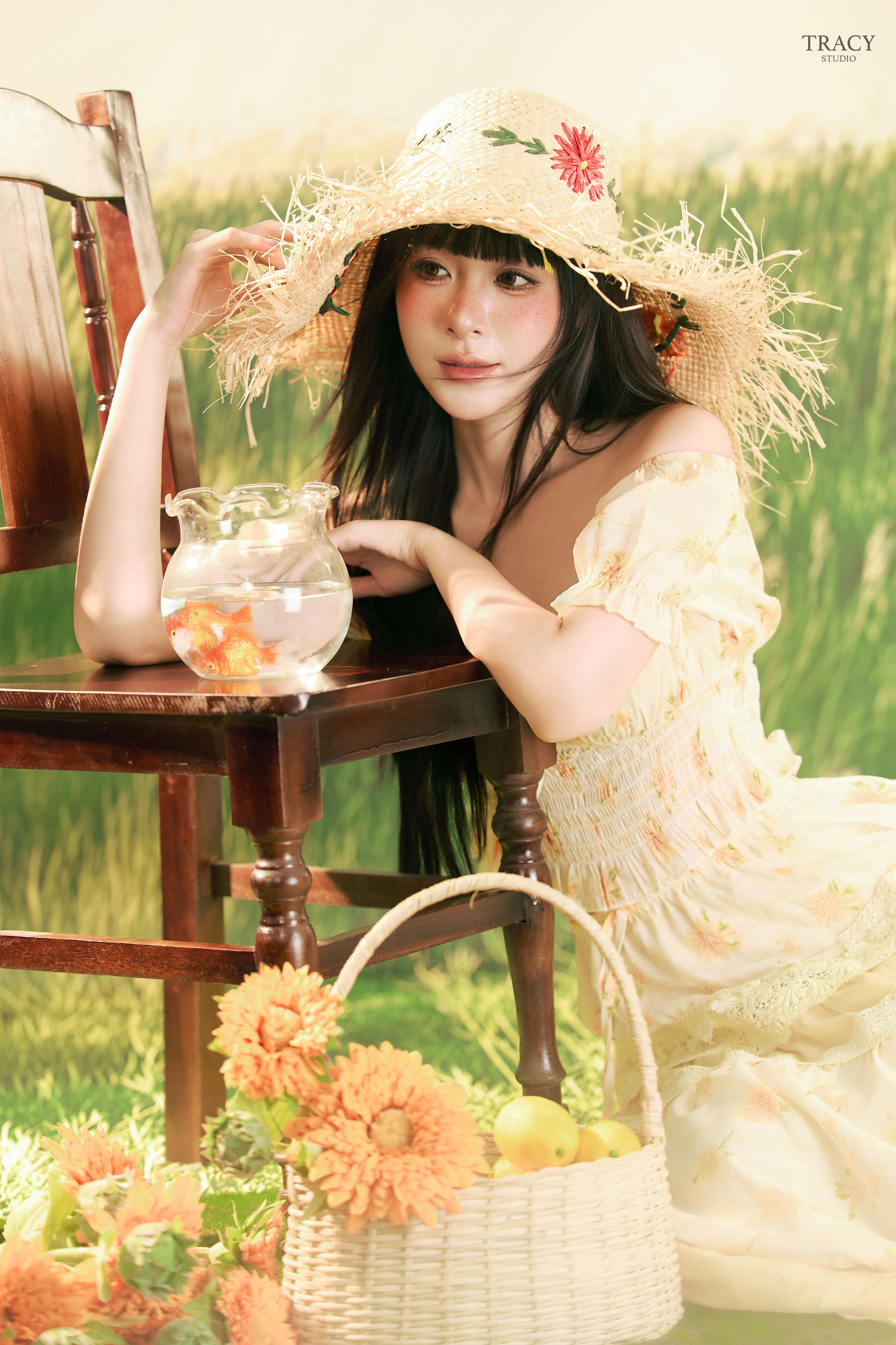 frontend/img/gallery/concept-nang-tho/tracy-studio-chup-dien-vien-trang-emma (1).jpg